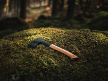 Load image into Gallery viewer, Fiskars NORDEN CHOPPING AXE N10 Size S