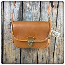 Load image into Gallery viewer, MESSANGER BAG Medium - PROMETHEUS Classic Line