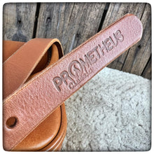 Carica l'immagine nel visualizzatore di Gallery, MESSANGER BAG Small - PROMETHEUS Classic Line