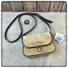 Cargar imagen en el visor de la galería, MESSANGER BAG Medium - PROMETHEUS Classic Line (Nabuk)