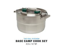 Carica l'immagine nel visualizzatore di Gallery, STANLEY ADVENTURE - FULL KITCHEN BASE CAMP COOK SET 21pz 3.7qt /3.5l