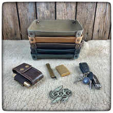 Cargar imagen en el visor de la galería, EDC CATCHALL TRAY - Desk Organizer - Pocket Emptier