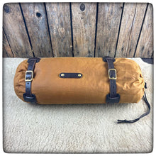 Cargar imagen en el visor de la galería, OILSKIN / WAXED Canvas STUFF Sack DeLuxe 8oz.