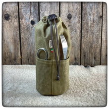 Carica l'immagine nel visualizzatore di Gallery, OILSKIN / WAXED CANVAS Nesting Cookset Bag (nalgene/stanley/gsi)