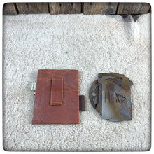 Carica l'immagine nel visualizzatore di Gallery, OILSKIN / WAXED CANVAS Bushbox Ultralight Pouch + Firekit