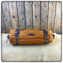 Carica l'immagine nel visualizzatore di Gallery, LARGE- OILSKIN / WAXED Canvas Bedroll Cover - ( Mod. Close End )