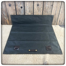 Carica l'immagine nel visualizzatore di Gallery, CLASSIC OILSKIN / WAXED Canvas Bedroll Cover ( Mod. Open End )