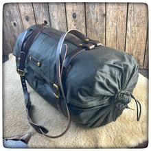 Carica l'immagine nel visualizzatore di Gallery, EXTRALARGE- OILSKIN / WAXED Canvas Bedroll Cover - ( Mod. Close End )