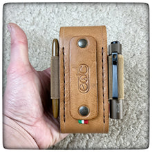 Carica l'immagine nel visualizzatore di Gallery, GERBER® CENTER DRIVE Multitool DeLuxe Leather Sheath (Pockets for Bits, Pen & Flashlight )