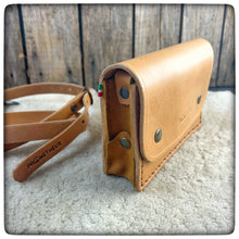 Cargar imagen en el visor de la galería, Prometheus Greyman EDC BAG + Concealed Carry System