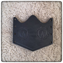 Carica l'immagine nel visualizzatore di Gallery, GRANSFORS BRUKS Wildlife Hatchet Collar / Overstrike