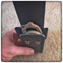 Carica l'immagine nel visualizzatore di Gallery, LEATHERMAN® RAPTOR Leather Sheath