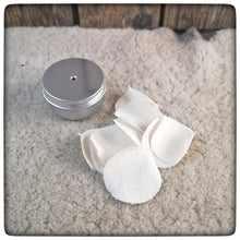 Carica l'immagine nel visualizzatore di Gallery, CHAR CLOTH TIN + 12 round cloth