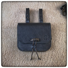 Carica l'immagine nel visualizzatore di Gallery, TRISMEGISTO BUSHCRAFT BAG