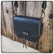 Carica l'immagine nel visualizzatore di Gallery, TRISMEGISTO BUSHCRAFT BAG