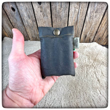 Carica l'immagine nel visualizzatore di Gallery, PROMETHEUS BUSHCRAFT Oilskin Spices Kit (3 pieces) 20ml