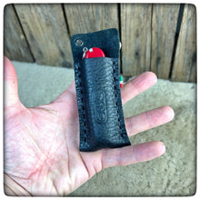 Carica l'immagine nel visualizzatore di Gallery, Victorinox® EDC Pocket Sheat, 2 - 3 Layers + Lanyard (Size M - 91mm)