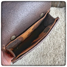 Carica l'immagine nel visualizzatore di Gallery, BUCK® 110 LEATHER SHEATH - Horizontal
