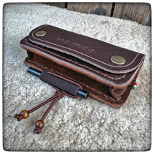 Carica l'immagine nel visualizzatore di Gallery, BUCK® 110 LEATHER SHEATH - Horizontal