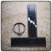 Cargar imagen en el visor de la galería, MEDIEVAL FIBULA / BROOCH