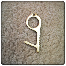 Carica l'immagine nel visualizzatore di Gallery, EDC TOUCH FREE Brass Door Opener - No Touch Tool Key