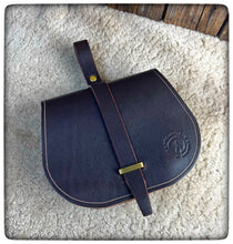 Carica l'immagine nel visualizzatore di Gallery, PROMETHEUS VIKING POUCH BIRKA STYLE