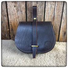 Carica l'immagine nel visualizzatore di Gallery, PROMETHEUS VIKING POUCH BIRKA STYLE