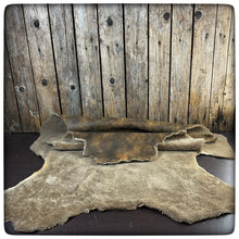 Load image into Gallery viewer, GENUINE SHEARLING SHEEPSKIN (Taupe)