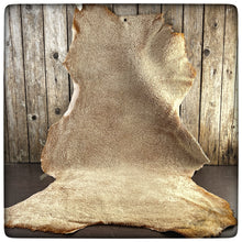 Load image into Gallery viewer, GENUINE SHEARLING SHEEPSKIN (Ivory)