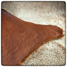 Load image into Gallery viewer, GENUINE SHEARLING SHEEPSKIN (Ivory)