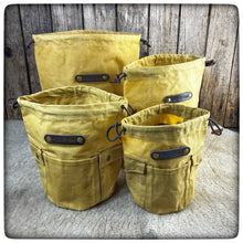Carica l'immagine nel visualizzatore di Gallery, HEAVY DUTY 20oz. OILSKIN Pot Bag DeLuxe - (2nd. Gen.)