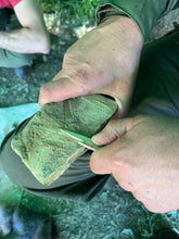 Laden Sie das Bild in den Galerie-Viewer, CORSO DI PRIMITIVE BUSHCRAFT