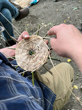 Laden Sie das Bild in den Galerie-Viewer, CORSO DI CESTERIA &amp; INTRECCIO