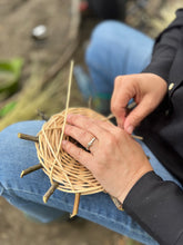 Laden Sie das Bild in den Galerie-Viewer, CORSO DI CESTERIA &amp; INTRECCIO