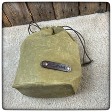 Load image into Gallery viewer, Oilskin/Waxed Canvas Bag M75 Italian/German Army Mess kit