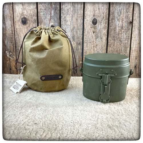Oilskin/Waxed Canvas Bag M40 / M44 Svedish Mess kit